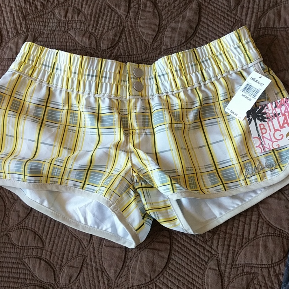 Billabong Shorts